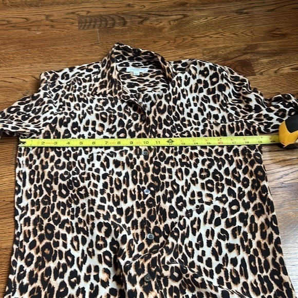 EQUIPMENT FEMME Essential silk button down shirt dress natural leopard medium - Picture 7 of 8